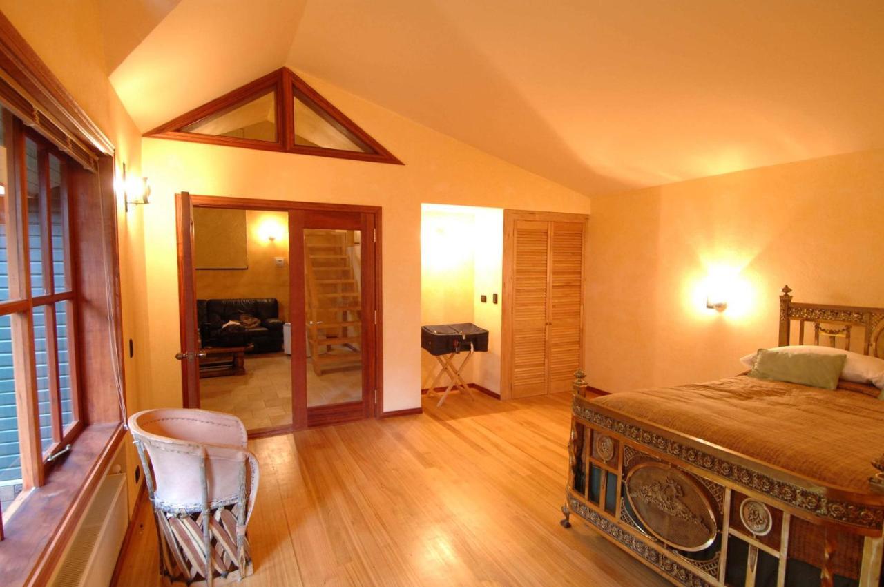 Yan Kee Way Lodge Bungalow ปูแอร์โตบารัส ภายนอก รูปภาพ