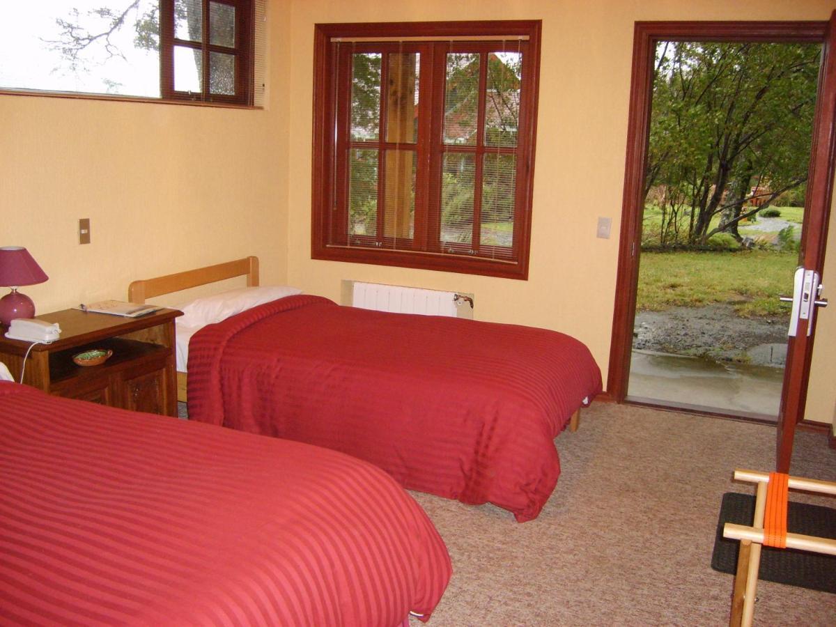 Yan Kee Way Lodge Bungalow ปูแอร์โตบารัส ภายนอก รูปภาพ
