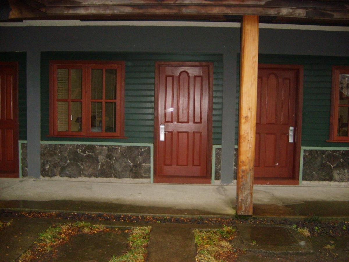 Yan Kee Way Lodge Bungalow ปูแอร์โตบารัส ภายนอก รูปภาพ
