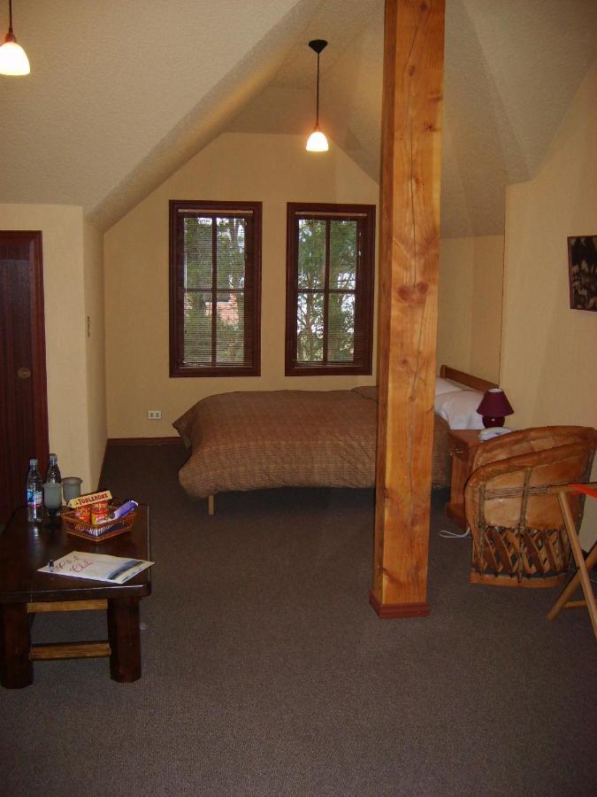 Yan Kee Way Lodge Bungalow ปูแอร์โตบารัส ภายนอก รูปภาพ